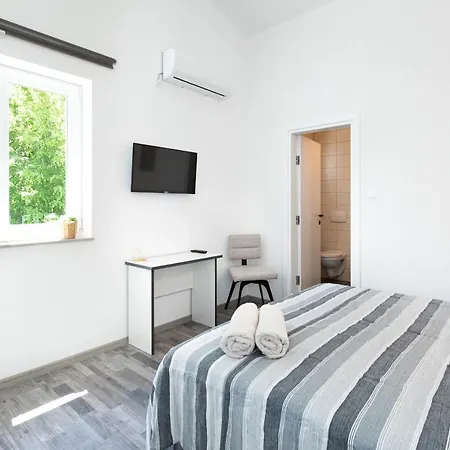 Sandrina וילה Vrh (Krk)