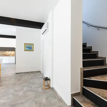 Vila Sandrina Vrh (Krk)