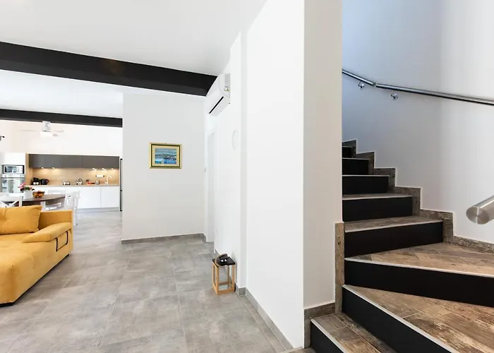 Vila Sandrina Vrh (Krk)