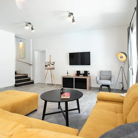 Sandrina Villa Vrh (Krk)